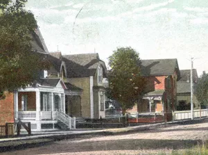 Old houses on Main Street, Mount-Joy